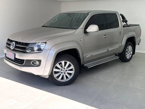 VOLKSWAGEN AMAROK 2.0 HIGHLINE 4X4 CD 16V TURBO INTERCOOLER DIESEL 4P AUTOMÁTICO VOLKSWAGEN AMAROK 2.0 HIGHLINE 4X4 CD 16V TURBO INTERCOOLER DIESEL 4P AUTOMÁTICO